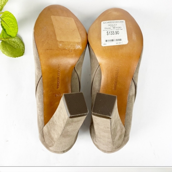 Badgley Mischka Dimitri Suede Pumps - Picture 3 of 3